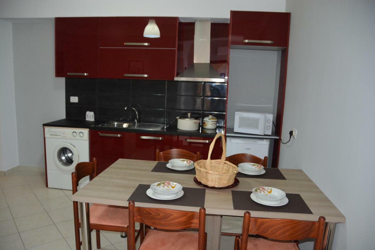 סרנדה Cava Apartments מראה חיצוני תמונה